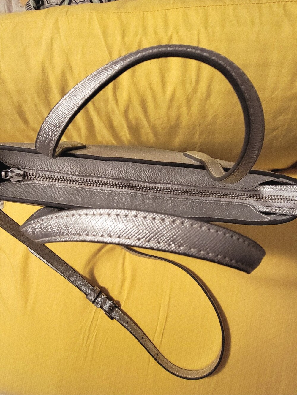 Kate Spade Glitter Glimmer Small Satchel Crossbody Purse - Like New! - Picture 5 of 9